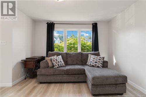 24 Armoyan Court, Moncton, NB - Indoor Photo Showing Living Room