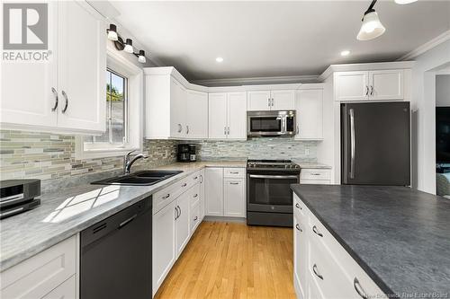 66 La Batture Street, Shediac, NB - Indoor Photo Showing Kitchen With Double Sink With Upgraded Kitchen