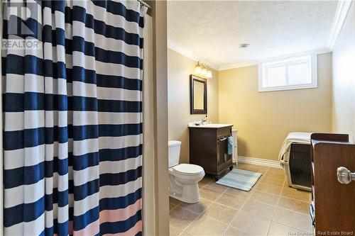 18 Heathwood Street, Moncton, NB - Indoor Photo Showing Bathroom