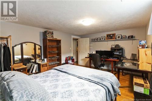 18 Heathwood Street, Moncton, NB - Indoor Photo Showing Bedroom