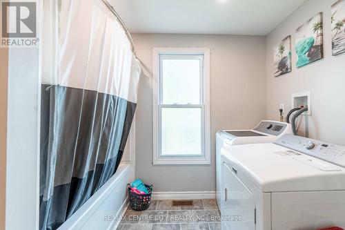 22084 Big Bend Road, Southwest Middlesex (Wardsville), ON - Indoor Photo Showing Laundry Room