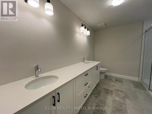 21-49 Royal Dornoch Drive, St. Thomas, ON - Indoor Photo Showing Bathroom