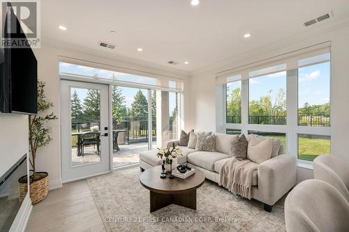 111 - 1560 Upper West Avenue, London, ON - Indoor Photo Showing Living Room