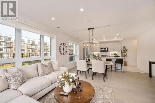 111 - 1560 Upper West Avenue, London, ON - Indoor Photo Showing Living Room