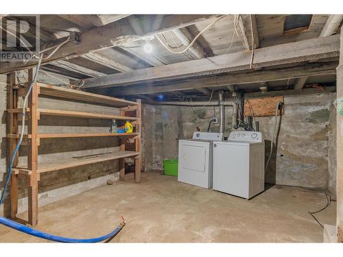 2697 Osachoff Road, South Slocan, BC - Indoor Photo Showing Laundry Room