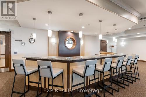 405 - 37 Ellen Street, Barrie (Lakeshore), ON - Indoor Photo Showing Dining Room