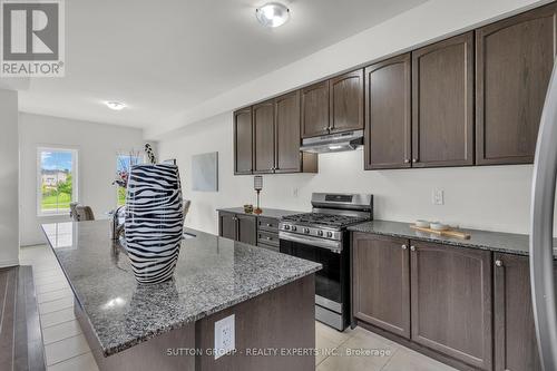 27 Brixham Lane, Brampton (Fletcher'S Meadow), ON - Indoor Photo Showing Kitchen