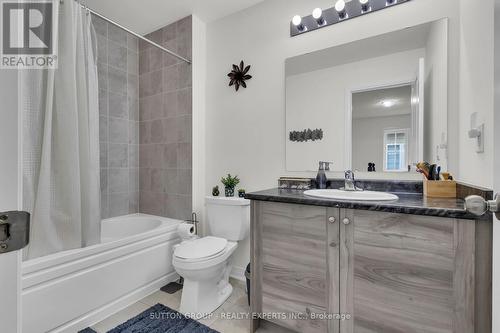 27 Brixham Lane, Brampton (Fletcher'S Meadow), ON - Indoor Photo Showing Bathroom