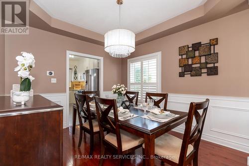 48 Amboise Crescent, Brampton (Fletcher'S Meadow), ON - Indoor Photo Showing Dining Room