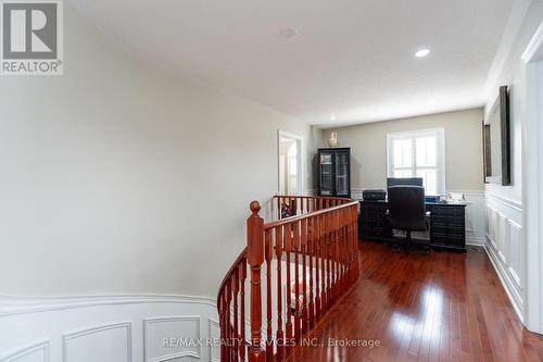 48 Amboise Crescent, Brampton (Fletcher'S Meadow), ON - Indoor Photo Showing Other Room