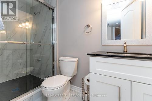 48 Amboise Crescent, Brampton (Fletcher'S Meadow), ON - Indoor Photo Showing Bathroom