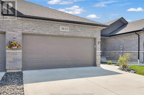 3635 Hallee, Windsor, ON - Outdoor