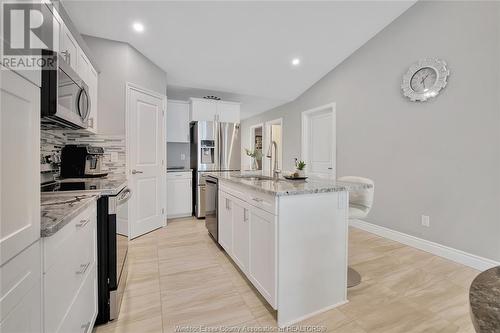 3635 Hallee, Windsor, ON - Indoor Photo Showing Kitchen