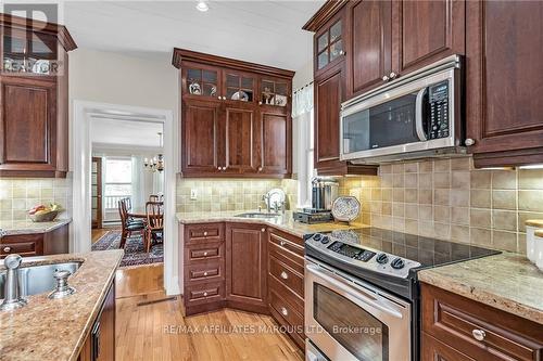 18370 Tyotown Road, South Glengarry, ON - Indoor Photo Showing Kitchen