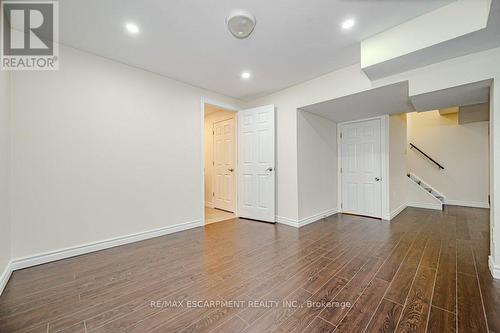 109 Wills Crescent, Hamilton, ON - Indoor Photo Showing Other Room