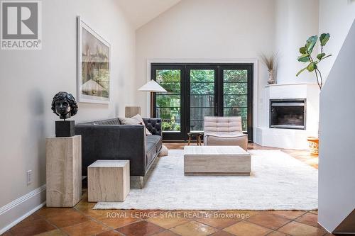 370 Queen Street S, Hamilton (Kirkendall), ON - Indoor Photo Showing Other Room With Fireplace