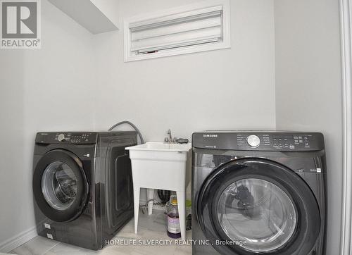 166 Savannah Ridge Drive, Brant (Paris), ON - Indoor Photo Showing Laundry Room