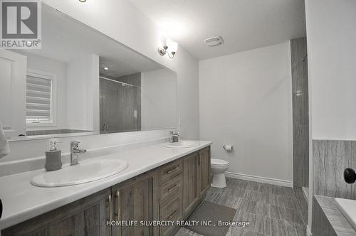 166 Savannah Ridge Drive, Brant (Paris), ON - Indoor Photo Showing Bathroom