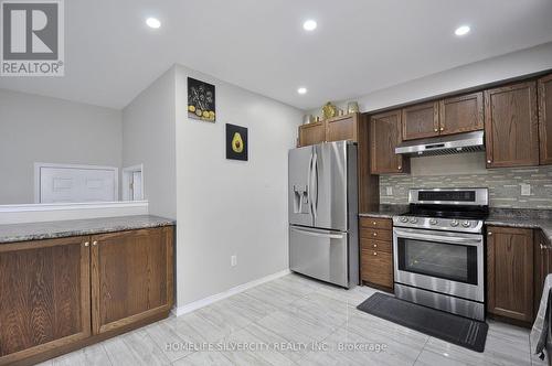 178 Hunter Way, Brantford, ON - Indoor Photo Showing Kitchen