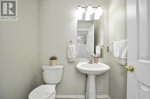 178 Hunter Way, Brantford, ON - Indoor Photo Showing Bathroom