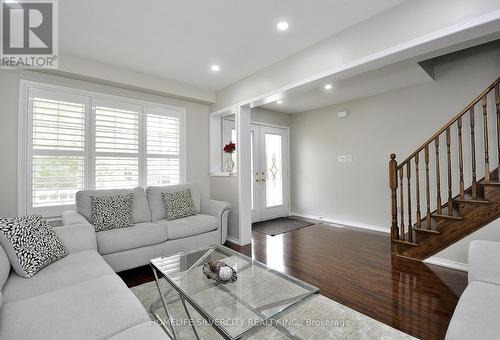 178 Hunter Way, Brantford, ON - Indoor Photo Showing Living Room