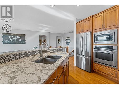 2061 Spyglass Way, Kelowna, BC - Indoor Photo Showing Kitchen With Double Sink