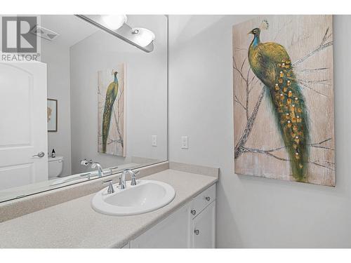 2061 Spyglass Way, Kelowna, BC - Indoor Photo Showing Bathroom