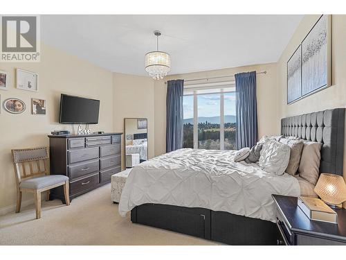 2061 Spyglass Way, Kelowna, BC - Indoor Photo Showing Bedroom