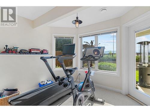 2061 Spyglass Way, Kelowna, BC - Indoor Photo Showing Gym Room