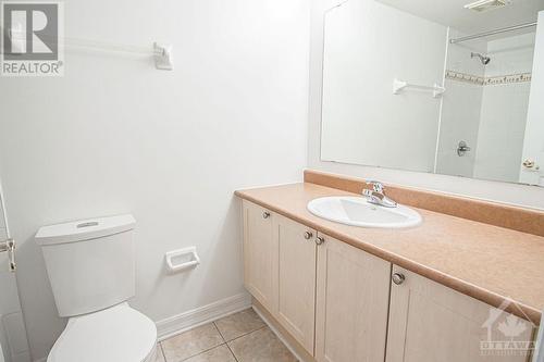 310 Central Park Drive Unit#7D, Ottawa, ON - Indoor Photo Showing Bathroom