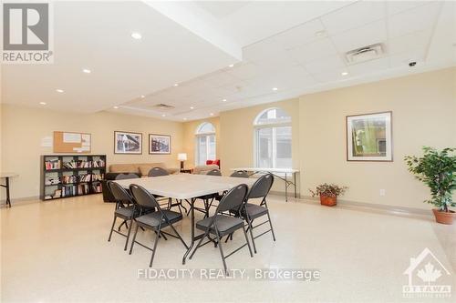 7D - 310 Central Park Drive, Ottawa, ON - Indoor Photo Showing Dining Room