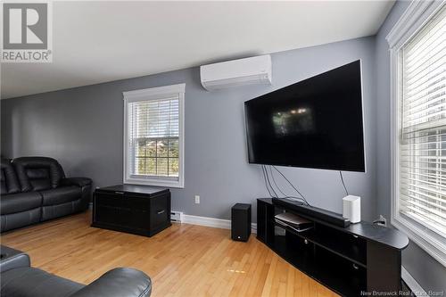 54 Christopher Crescent, Moncton, NB - Indoor Photo Showing Living Room