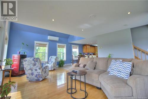 116 Rue Vue De La Riviére, Saint-Louis-De-Kent, NB - Indoor Photo Showing Living Room