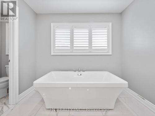 1406 Lawson Street, Innisfil, ON - Indoor Photo Showing Bathroom