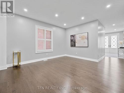 1406 Lawson Street, Innisfil, ON - Indoor Photo Showing Other Room