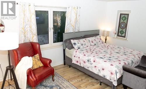 5464 6Th Line, New Tecumseth, ON - Indoor Photo Showing Bedroom