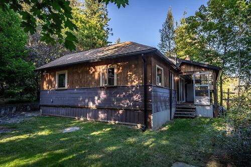 4156 Highway 3A, Nelson, BC - Outdoor