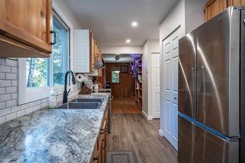 4156 Highway 3A, Nelson, BC - Indoor Photo Showing Kitchen With Double Sink