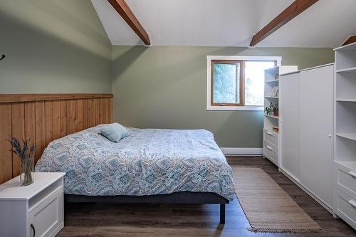 4156 Highway 3A, Nelson, BC - Indoor Photo Showing Bedroom