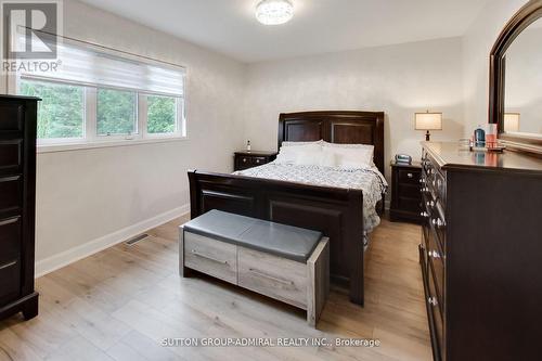 11 Club Court, Wasaga Beach, ON - Indoor Photo Showing Bedroom