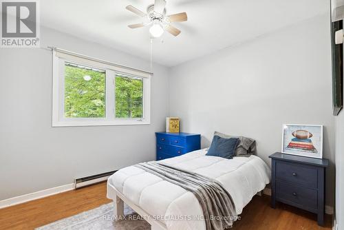 55 Baywood Way W, Wasaga Beach, ON - Indoor Photo Showing Bedroom