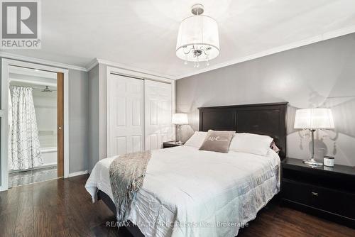 55 Baywood Way W, Wasaga Beach, ON - Indoor Photo Showing Bedroom