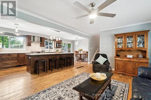 55 Baywood Way W, Wasaga Beach, ON - Indoor Photo Showing Living Room