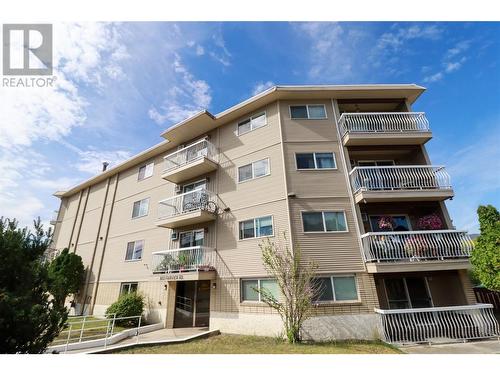 803 Fairview Road Unit# 410, Penticton, BC - Outdoor