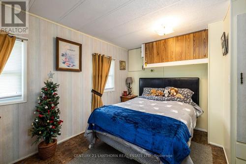 183 - 63 Whites Road, Quinte West, ON - Indoor Photo Showing Bedroom