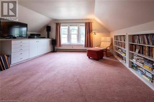 861 3Rd Avenue W, Owen Sound, ON - Indoor Photo Showing Bedroom