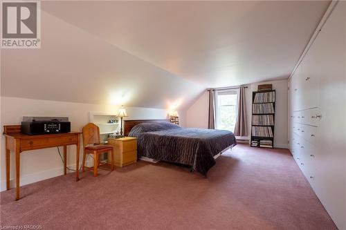 861 3Rd Avenue W, Owen Sound, ON - Indoor Photo Showing Bedroom