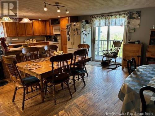 596 Salt Springs Road, Southfield, NB - Indoor Photo Showing Dining Room