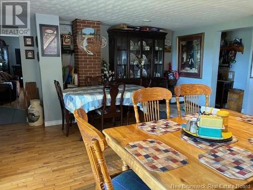 596 Salt Springs Road, Southfield, NB - Indoor Photo Showing Dining Room