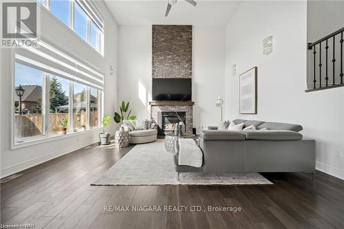 255 Colbeck Drive, Welland, ON - Indoor Photo Showing Other Room With Fireplace